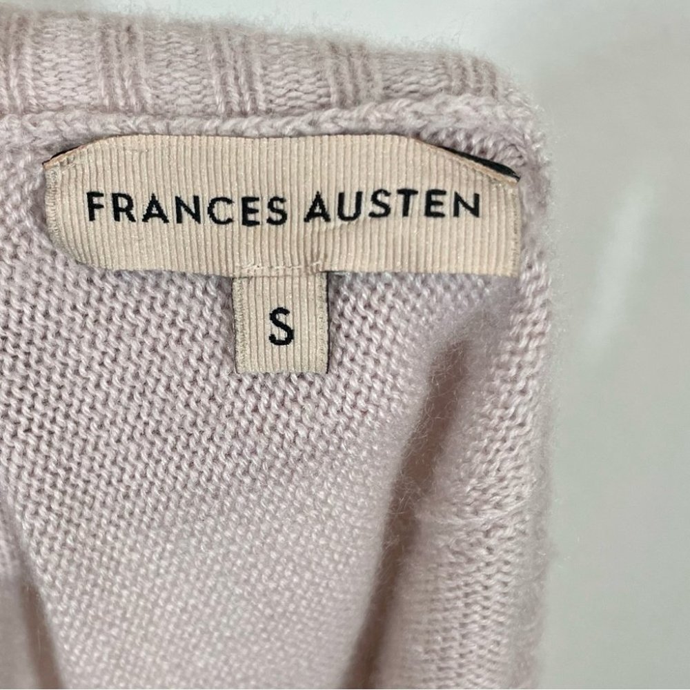 Frances Austen Reversible V 100% Scottish Cashmere in Blush - Picture 8 of 10